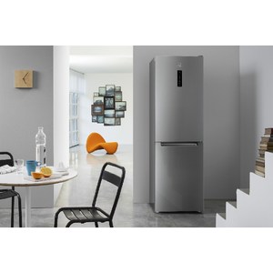 Холодильник двухкамерный Indesit DF 5200 S