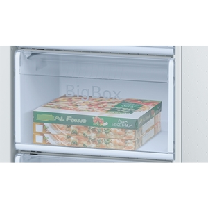 Холодильник двухкамерный Bosch KGN39XV18R