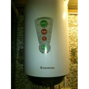 Накопительный водонагреватель ARISTON ABS BLU ECO PW 30 V Slim