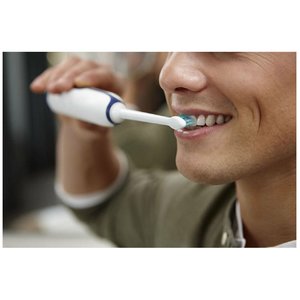 Электрическая зубная щетка Philips HX3292/28